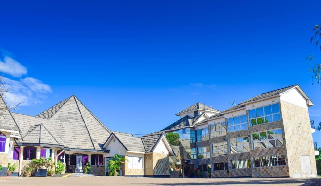 Golden Gates Hotel Thuthuriki Ngoại thất bức ảnh